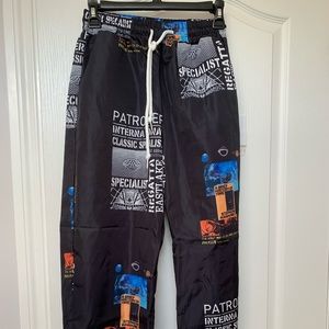 Adjustable printed pants